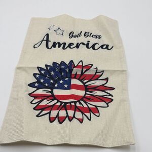Patriotic Flower Print garden flag- 12x18”
